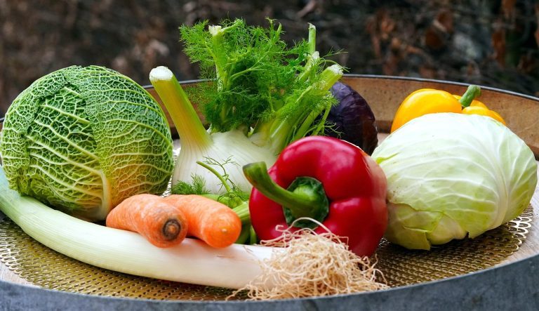 O que plantar na horta para usar de verdade na cozinha